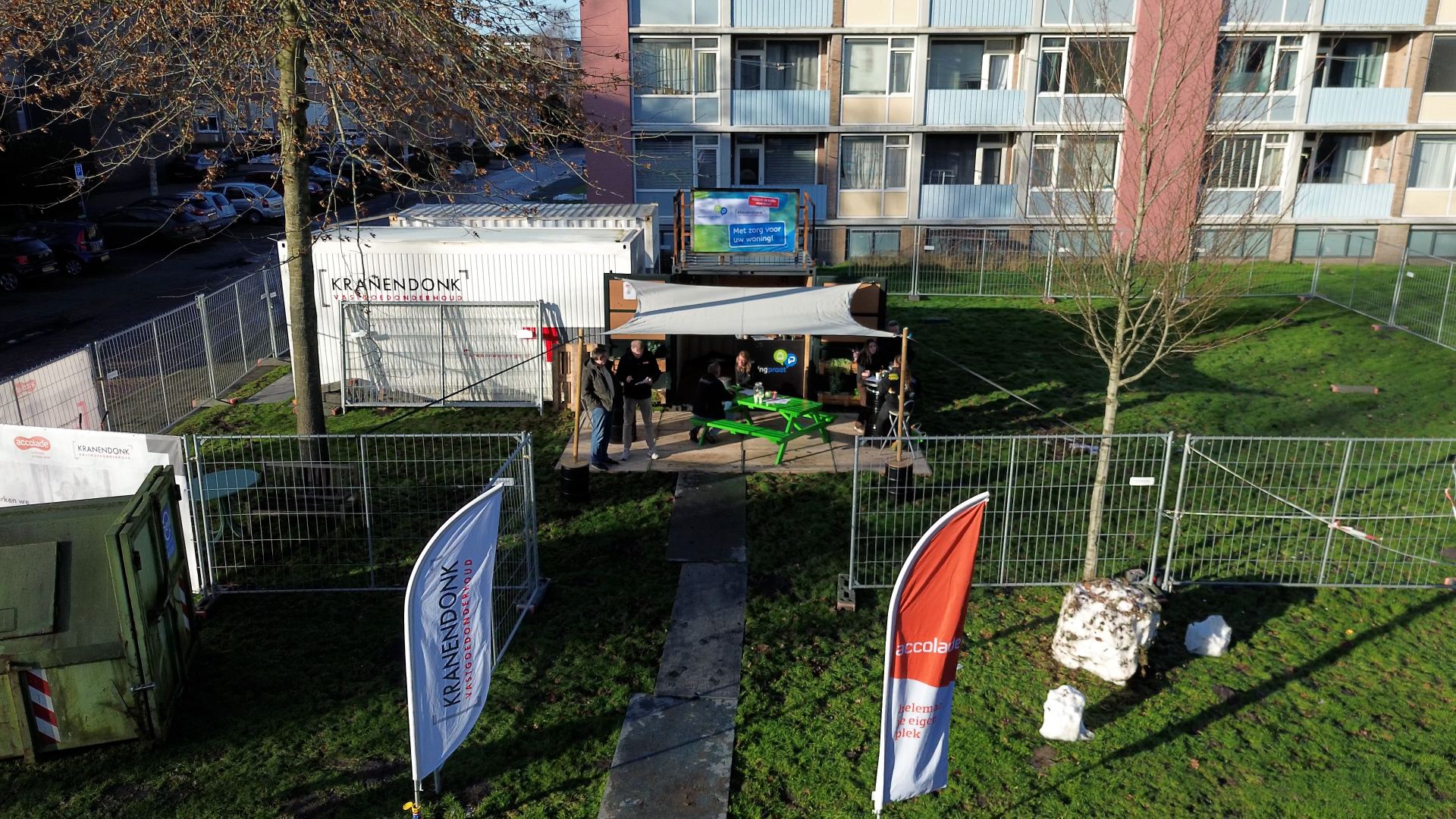 Projectlocatie met de WoningPraat tussen de flats